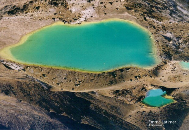 tongariro-crossing-3_emmalatimer